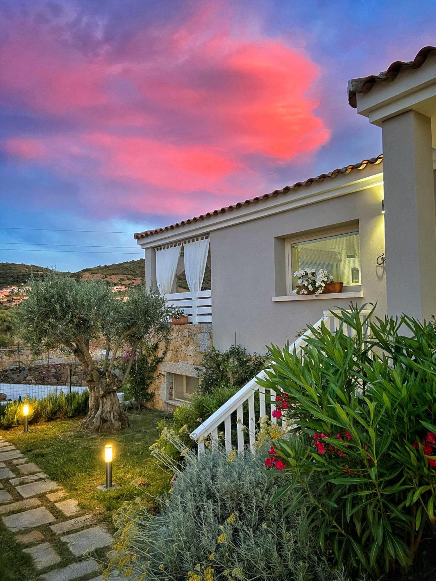 La Pecora Nera B&B Budoni Exteriör bild