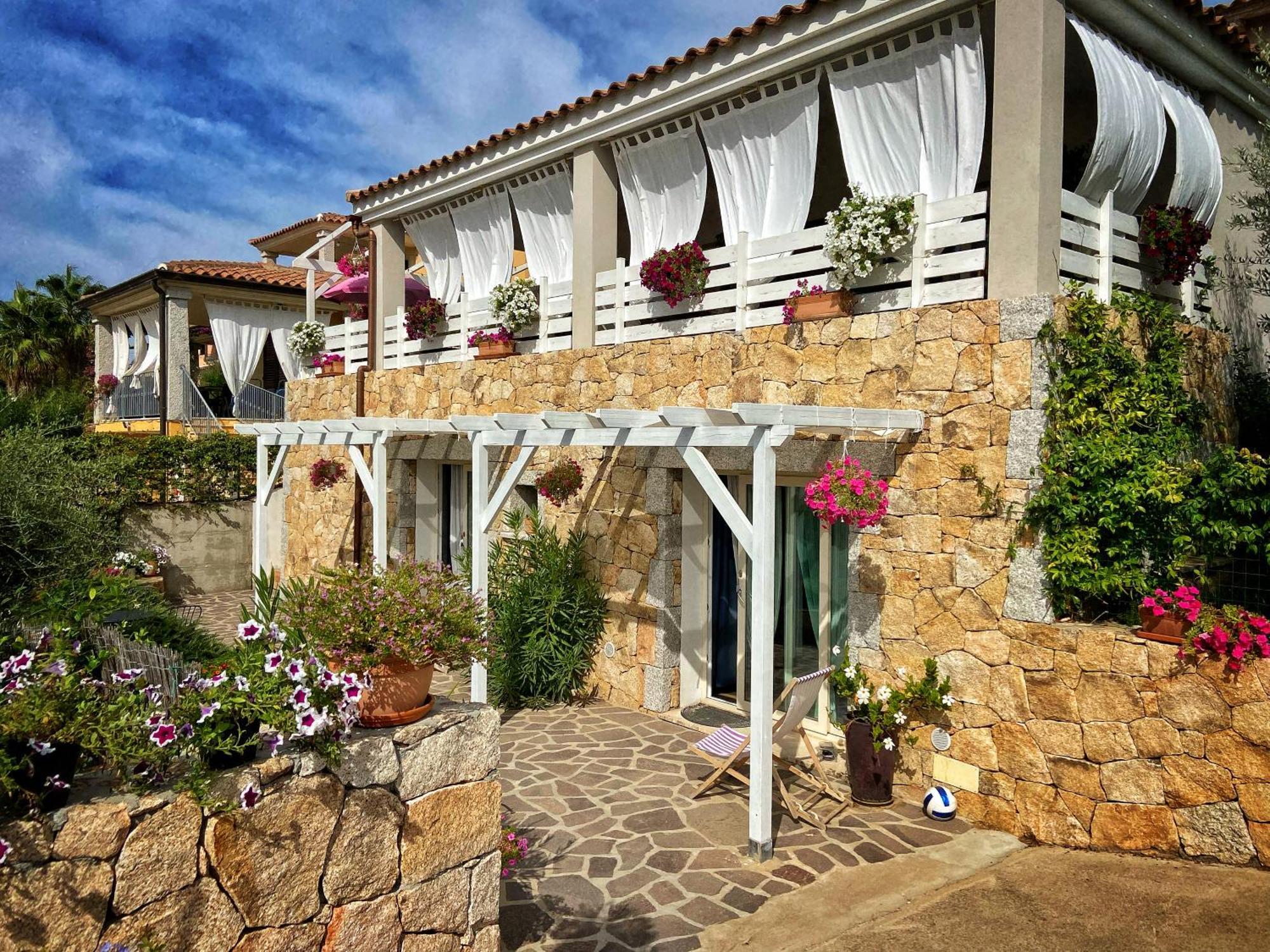 La Pecora Nera B&B Budoni Exteriör bild